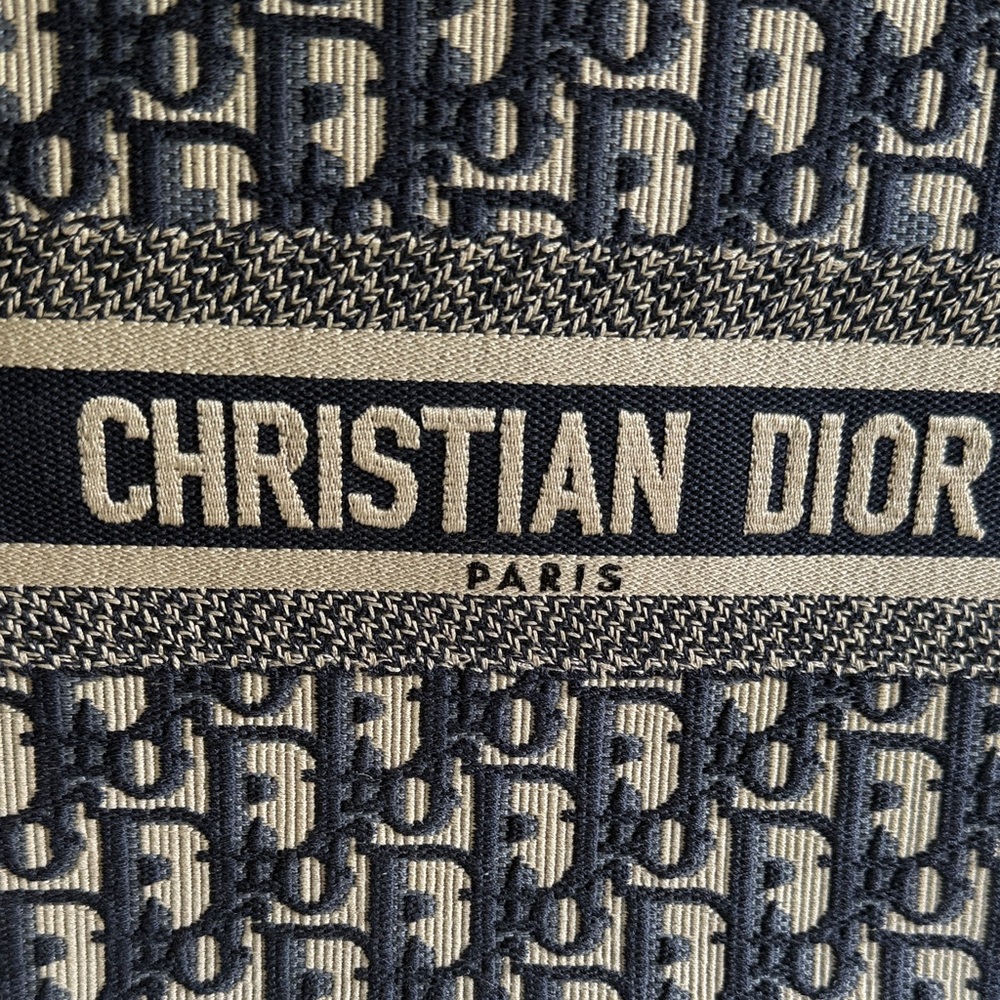 Christian Dior Navy & White Small Monogram Book Tote - Picture 3 of 15
